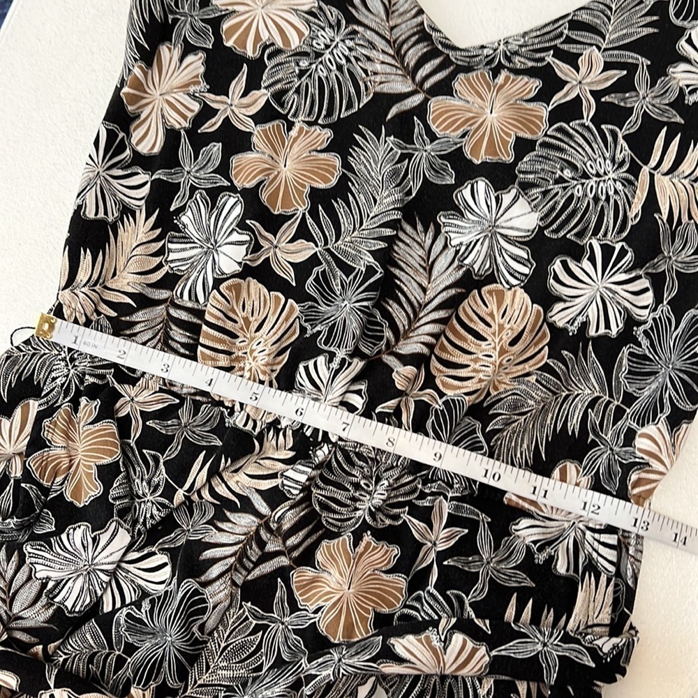 J. Jill Wearever Wide Leg Jumpsuit Tropical Print V Neck Pockets Sz Petite Small - Picture 10 of 12